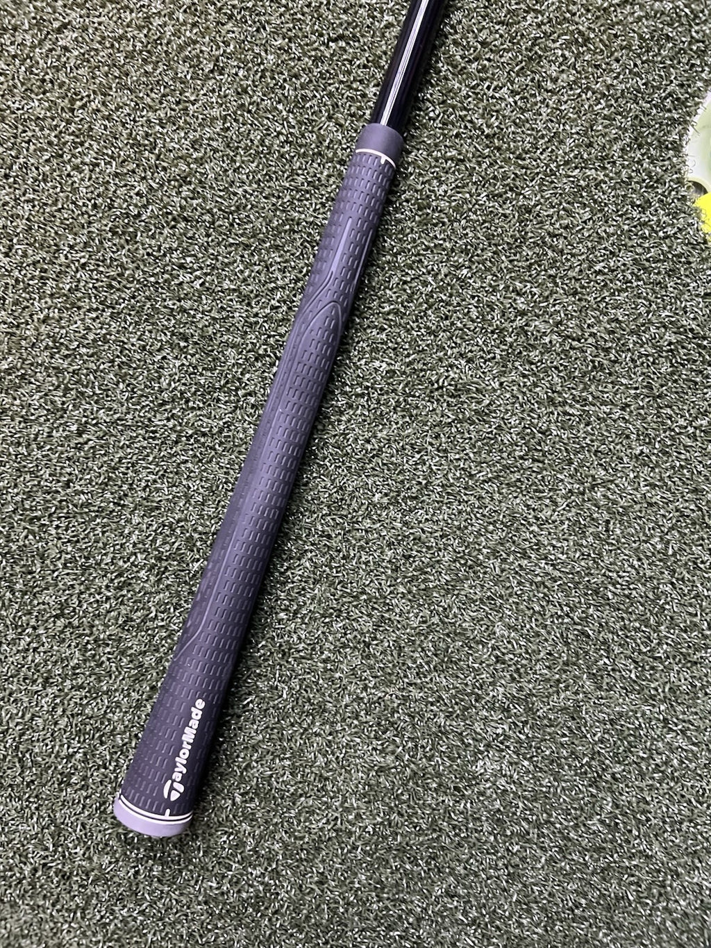 Taylormade M2 Rescue 4 Hybrid 22 Degree With Stock 55 Senior Flex Shaft 