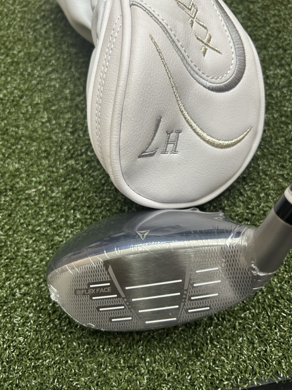 2026 XXIO 14 #7 Hybrid 31.0° MP1400L Ladies Flex