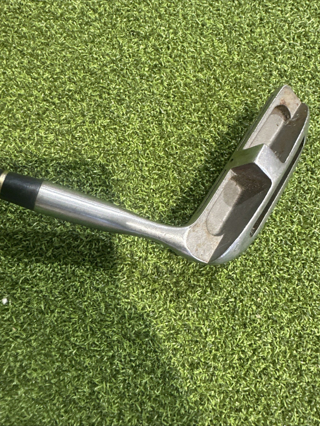 Knight Golf In Sync chipper 35” Right Hand 