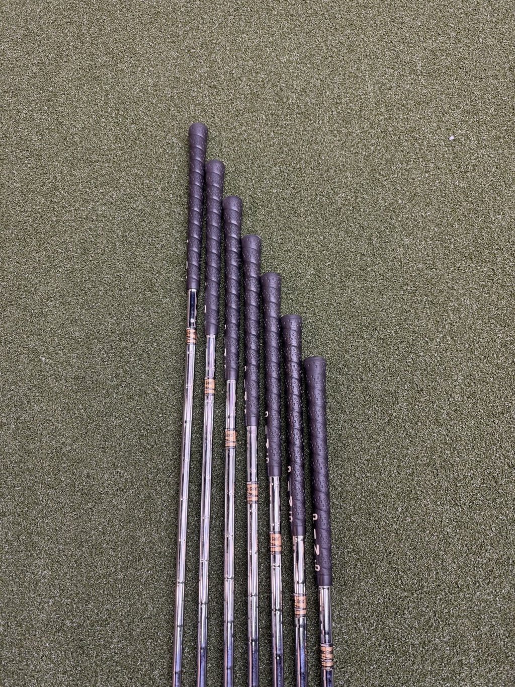Ping Eye 2 Beryllium Copper Black Dot Iron Set (4-P) With Dynamic Gold X100U