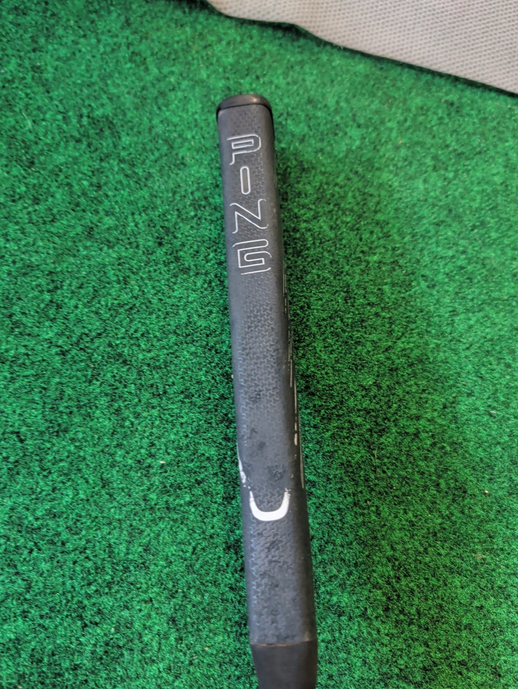 Tour Edge HP Series 05 Putter. 35 Inches 