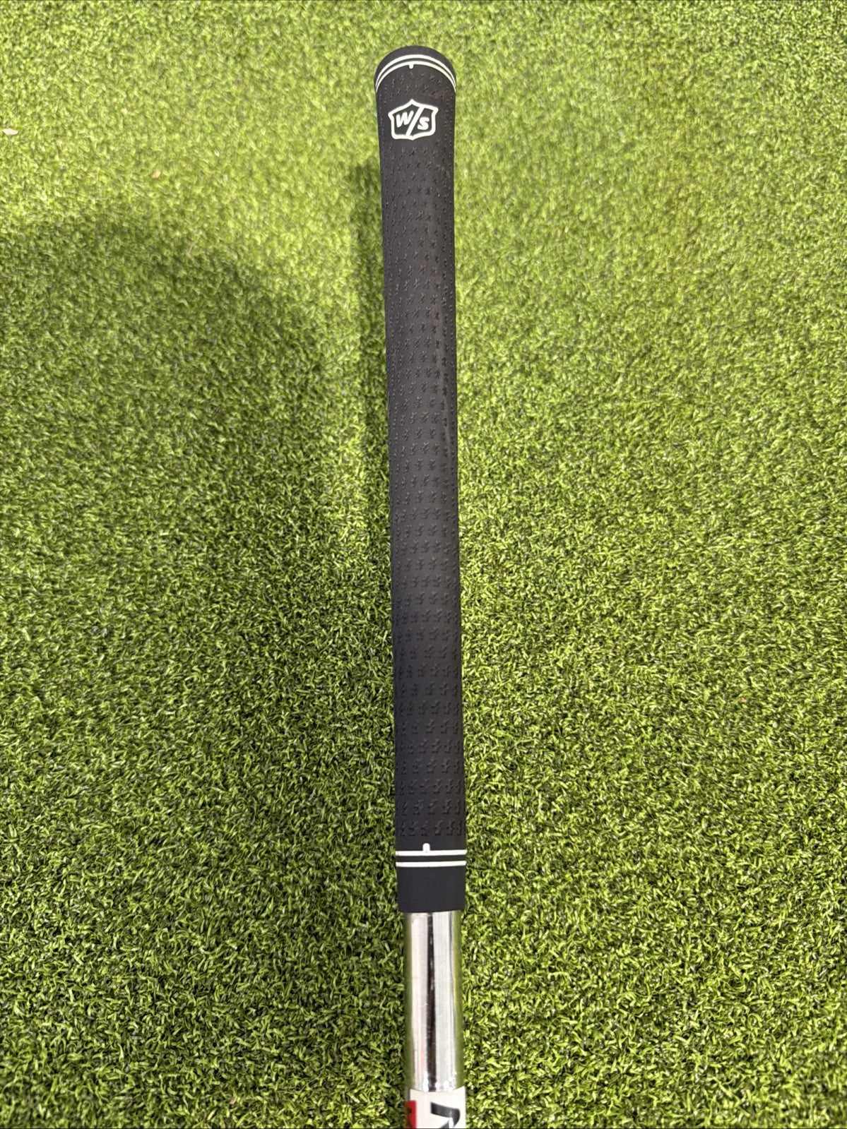 Wilson D9 9 Iron Only Left Handed Regular Flex KBS Max Ultralite Shaft