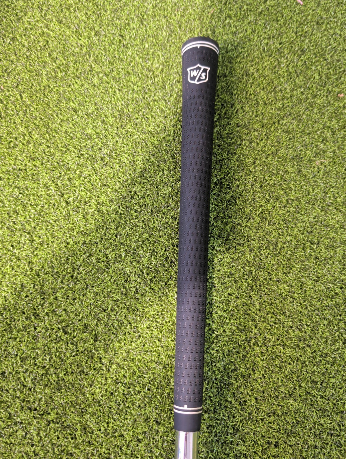 Wilson Staff D9 8 Iron Regular Flex Left-handed
