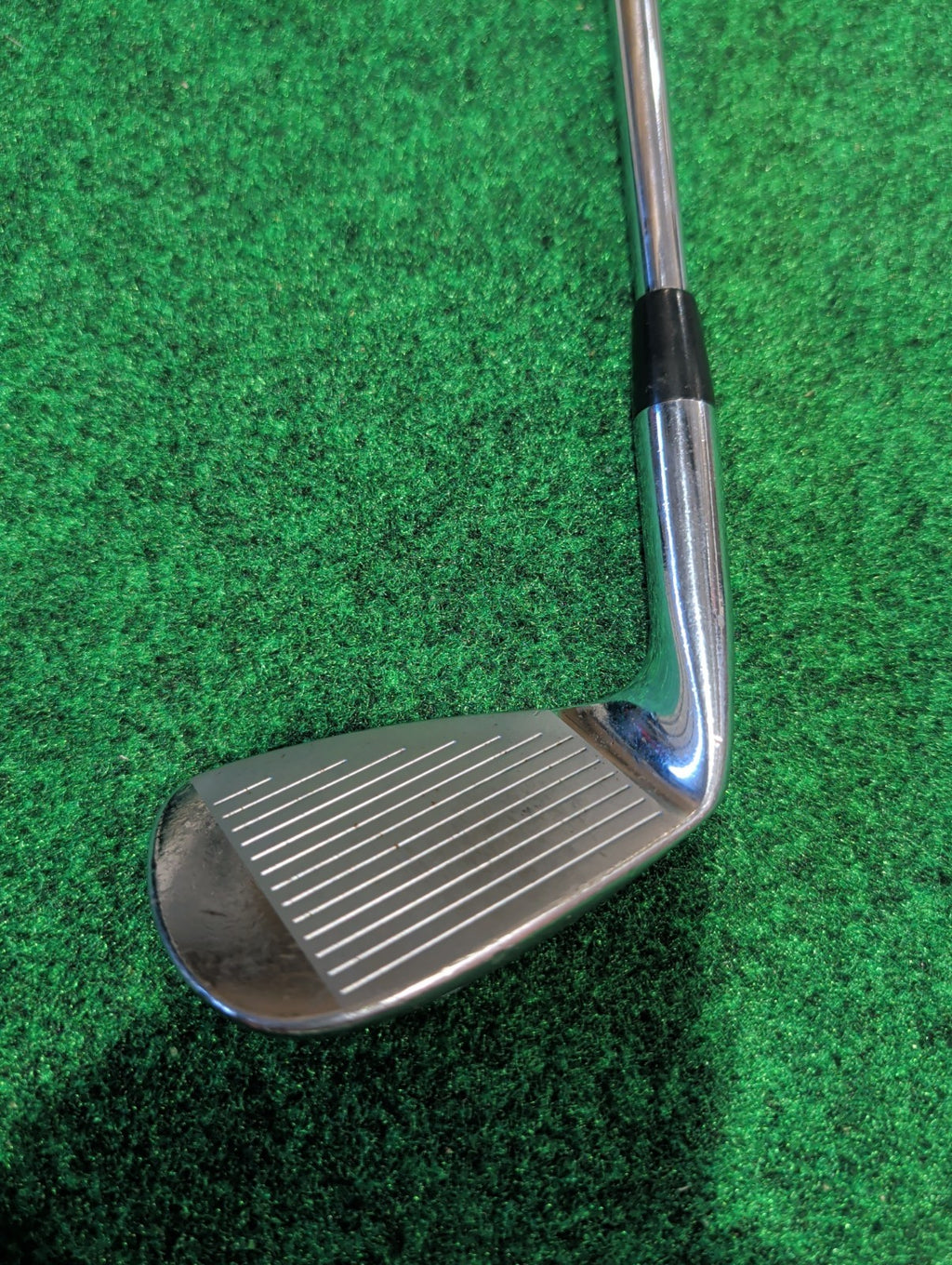 Titleist 680 Forged 9 Iron. Dynamic Gold X-100. Right Handed