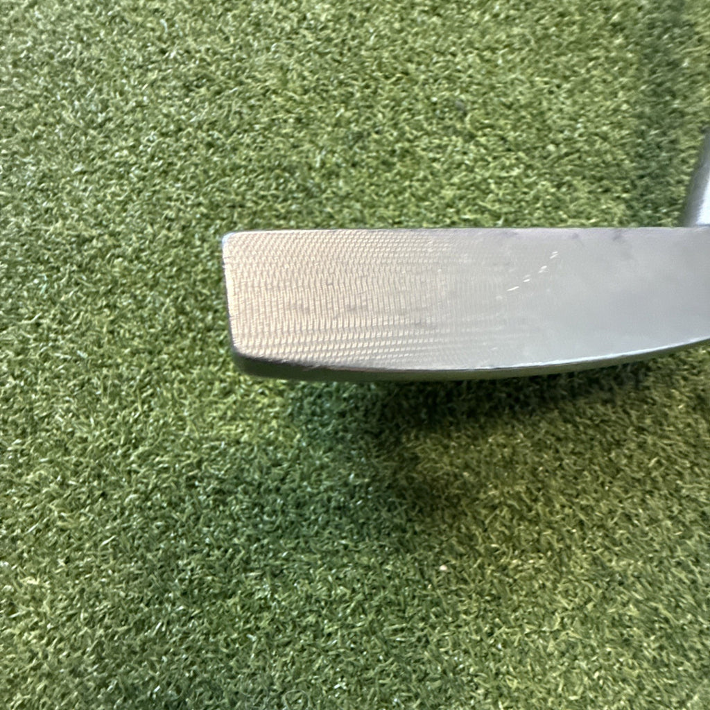 Cleveland Classic 2 Mid Mallet Putter Right Hand 35”