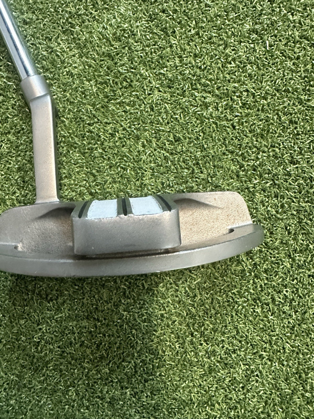 Odyssey Divine Mallet Putter 33” Right Handed 