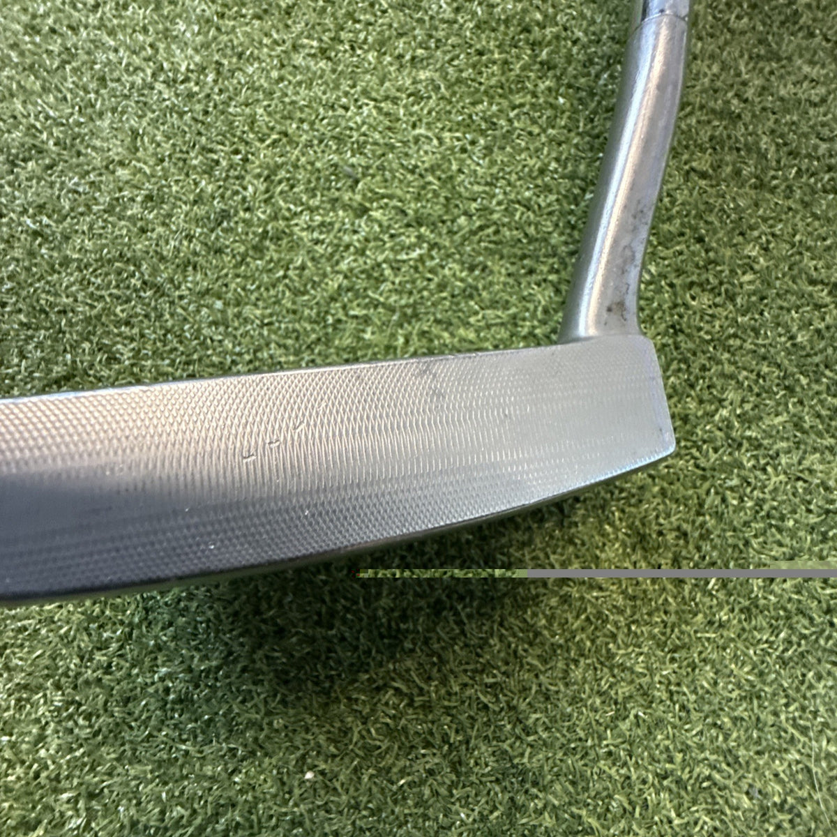 Cleveland Classic 2 Mid Mallet Putter Right Hand 35”