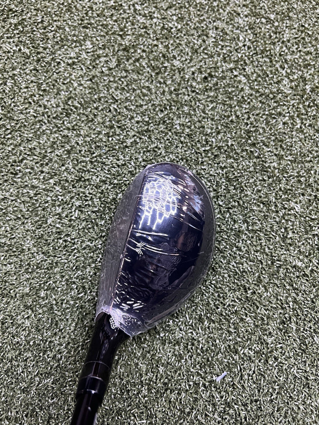 Wilson D9 4 Hybrid 22 Degrees With Tensei AV Series 70 Stiff Flex Shaft 