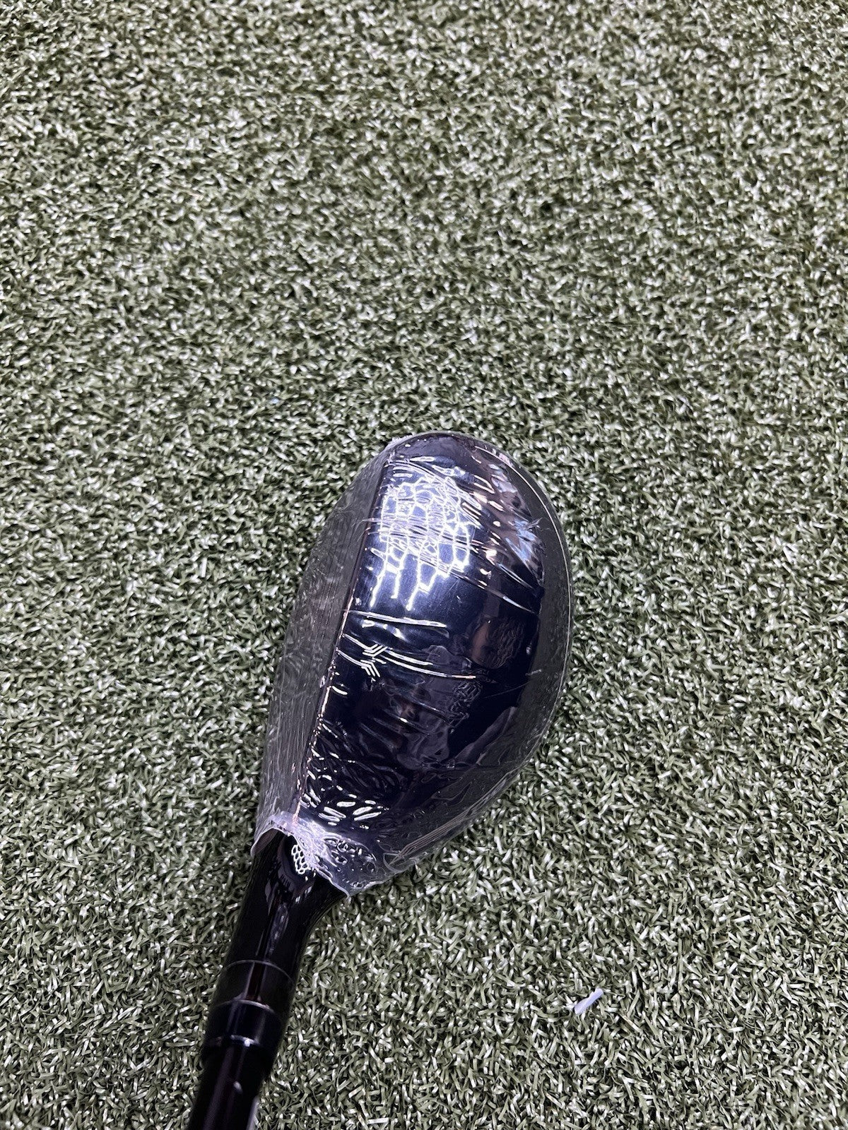 Wilson D9 4 Hybrid 22 Degrees With Tensei AV Series 70 Stiff Flex Shaft 