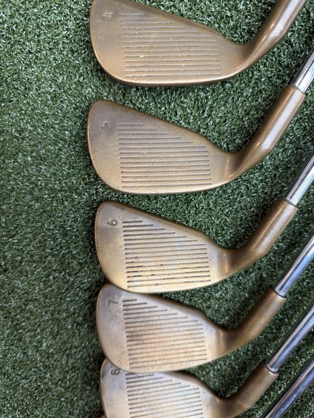 Ping Eye 2 Beryllium Copper Black Dot Iron Set (4-P) With Dynamic Gold X100U