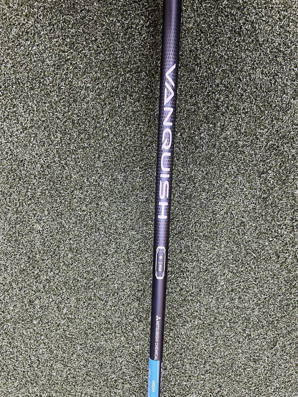 Taylormade QI35 max Lite Rescue 4 Hybrid Vanquish 5-R2 Shaft MINT