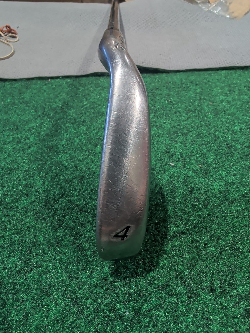 TaylorMade Rac R7 XD 4 Iron. Ultralight 65g Stiff Flex. Right Handed