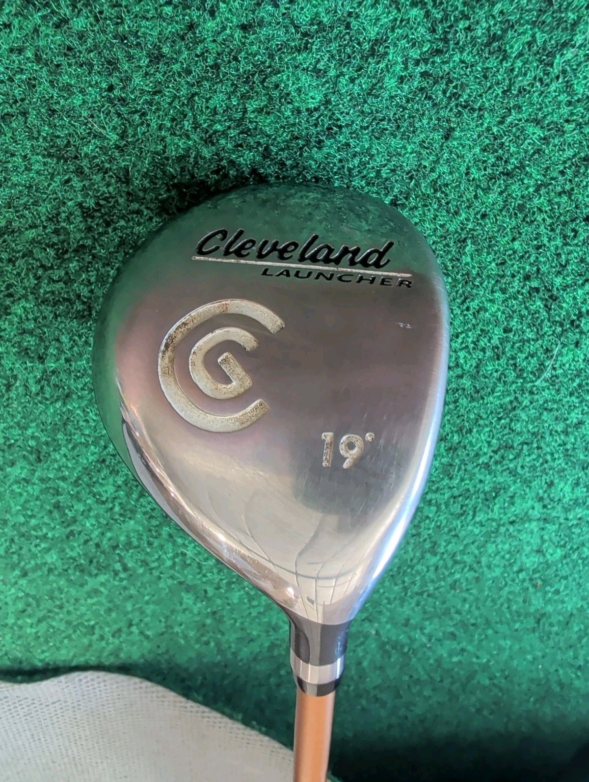 Cleveland Launcher 19 Degree Fairway Wood Regular Flex Graphite 65g Gold Shaft