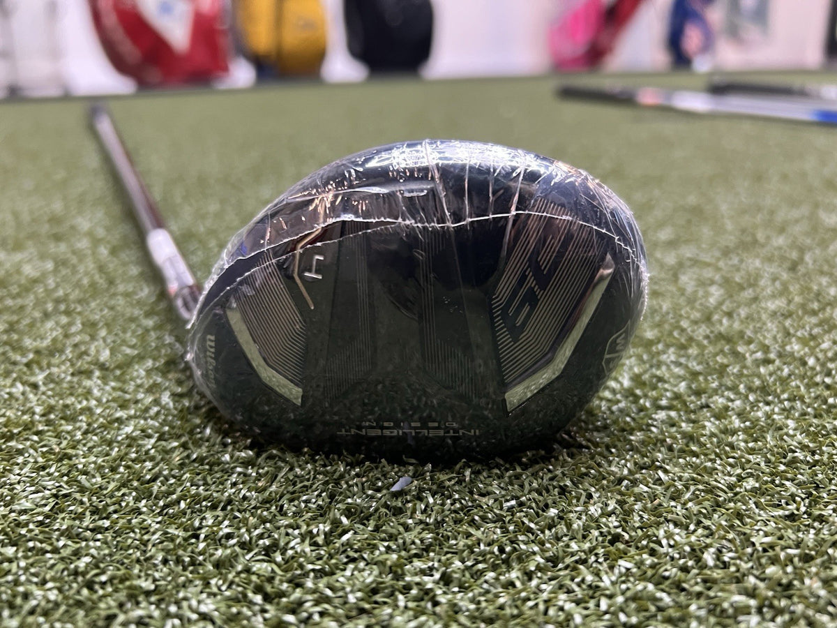 Wilson D9 4 Hybrid 22 Degrees With Tensei AV Series 70 Stiff Flex Shaft 