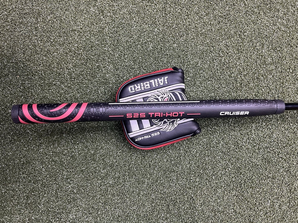 Odyssey S2S Tri-Hot #7 Cruiser Single Bend Putter 38”