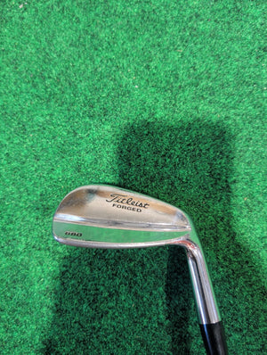 Titleist 680 Forged 9 Iron. Dynamic Gold X-100. Right Handed