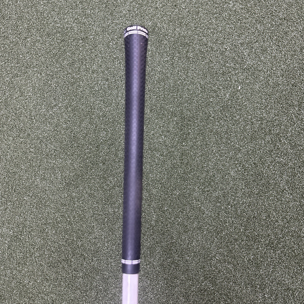Taylormade R9 Driver Right Hand Stiff Flex 