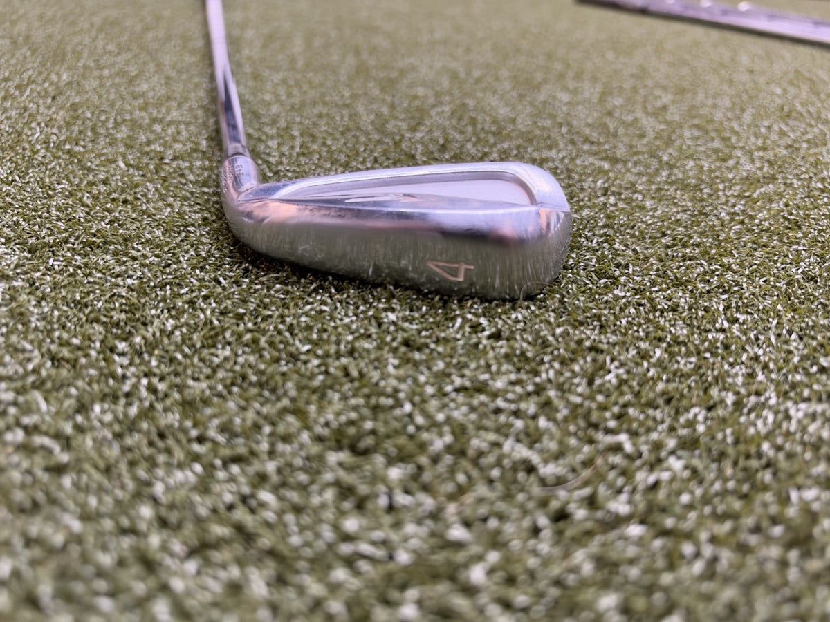 Mizuno Pro 243 4 Iron With Dynamic Gold 105 S300 Stiff Shaft 