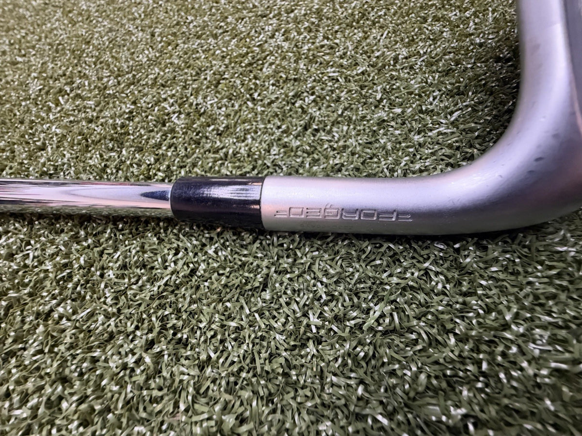 Taylormade P790 A Wedge With Dynamic Gold 105 S300 Shaft