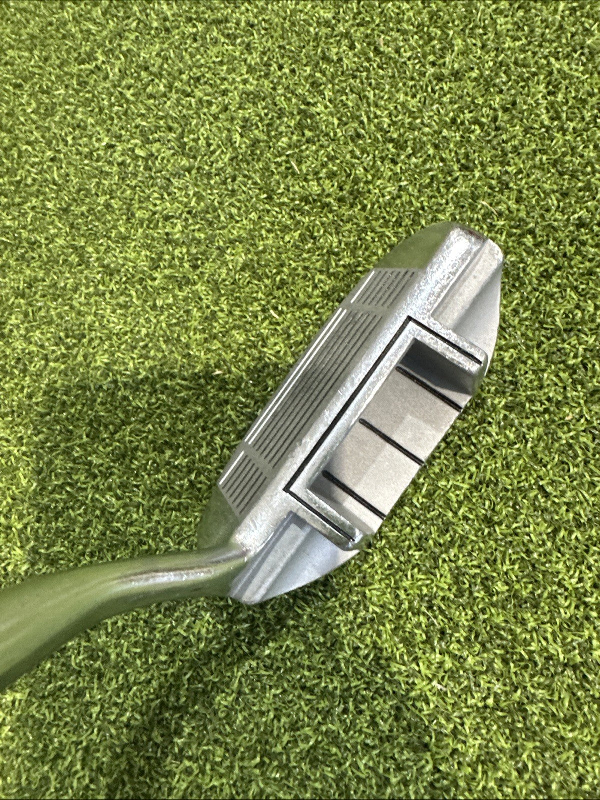 Tour Touch Chipper 35” Right Hand