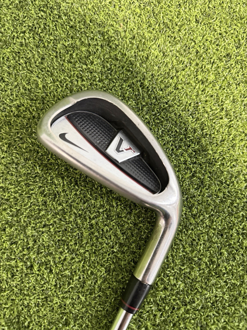 NIKE VR Victory Red Single 7 Iron Men's Right Hand Regular Flex R300 Steel Shaft