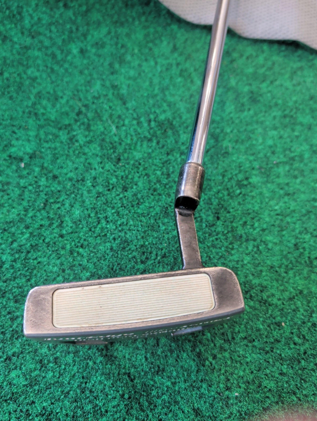 Tour Edge HP Series 05 Putter. 35 Inches 