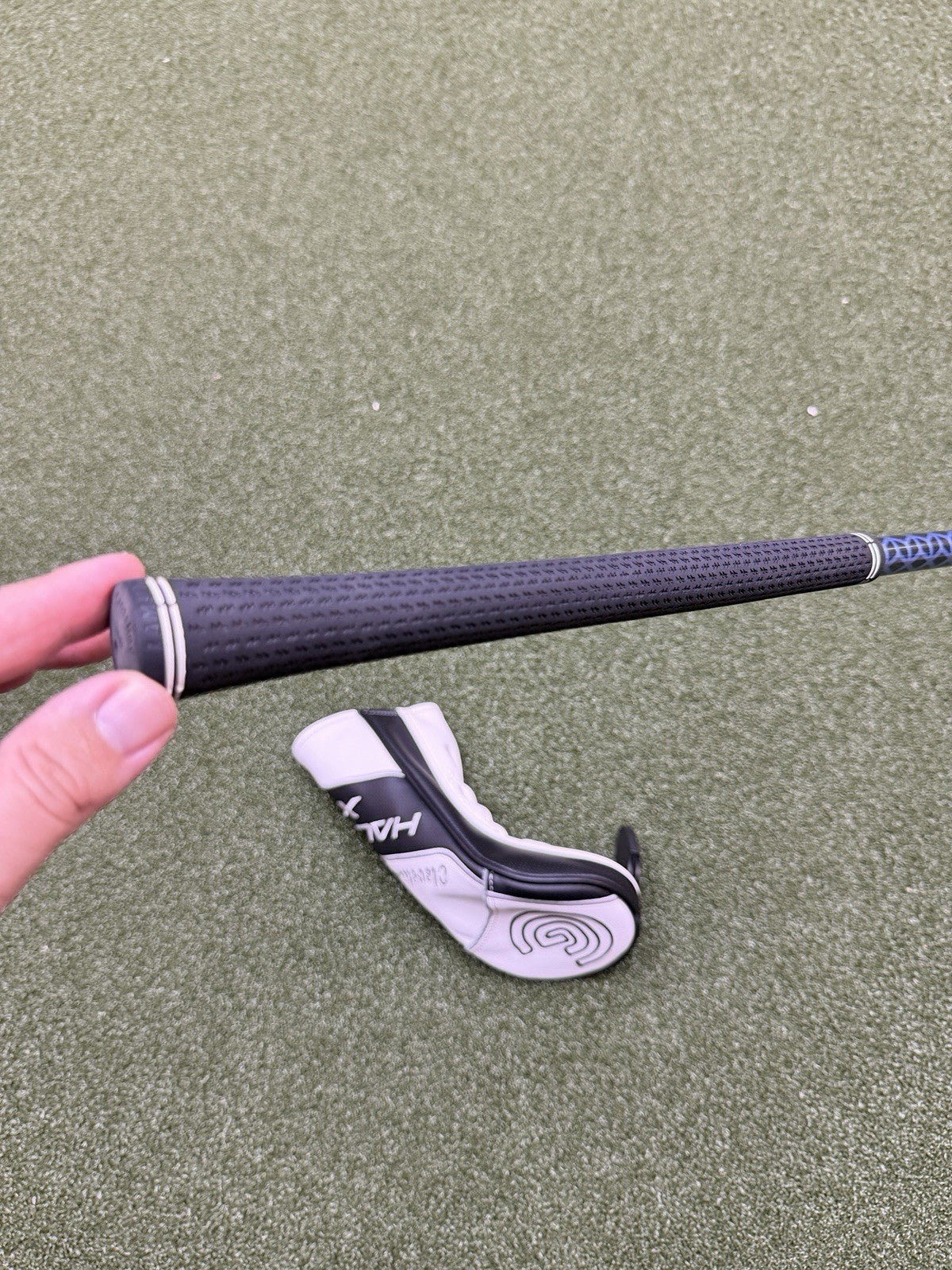 Left Hand Cleveland Halo XL 18* 5 Wood Reg Flex Cypher 5.5 50 Gram Mint