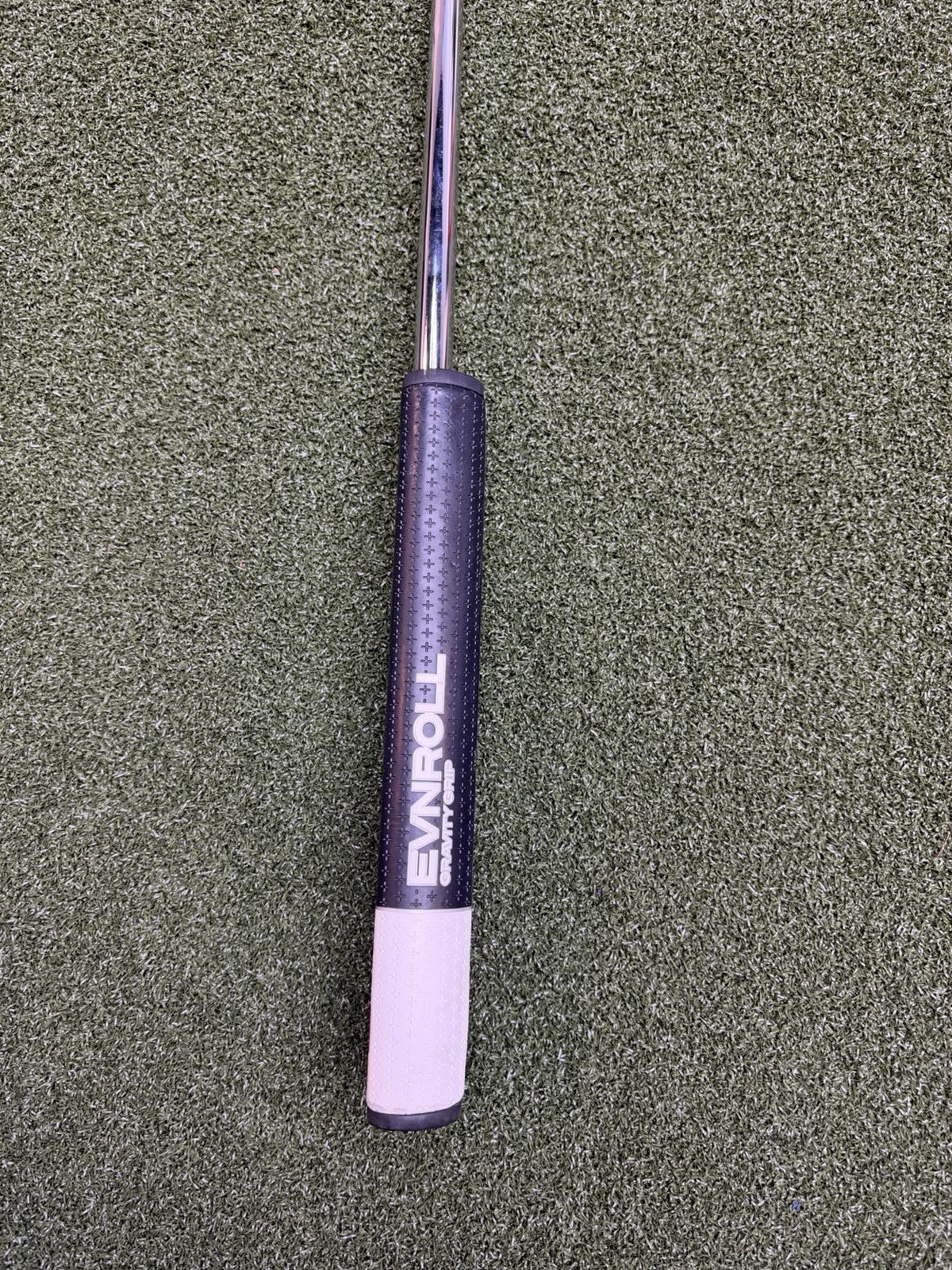 Evnroll ER2 35” Putter With Forward Press Gravity Grip W/ HC