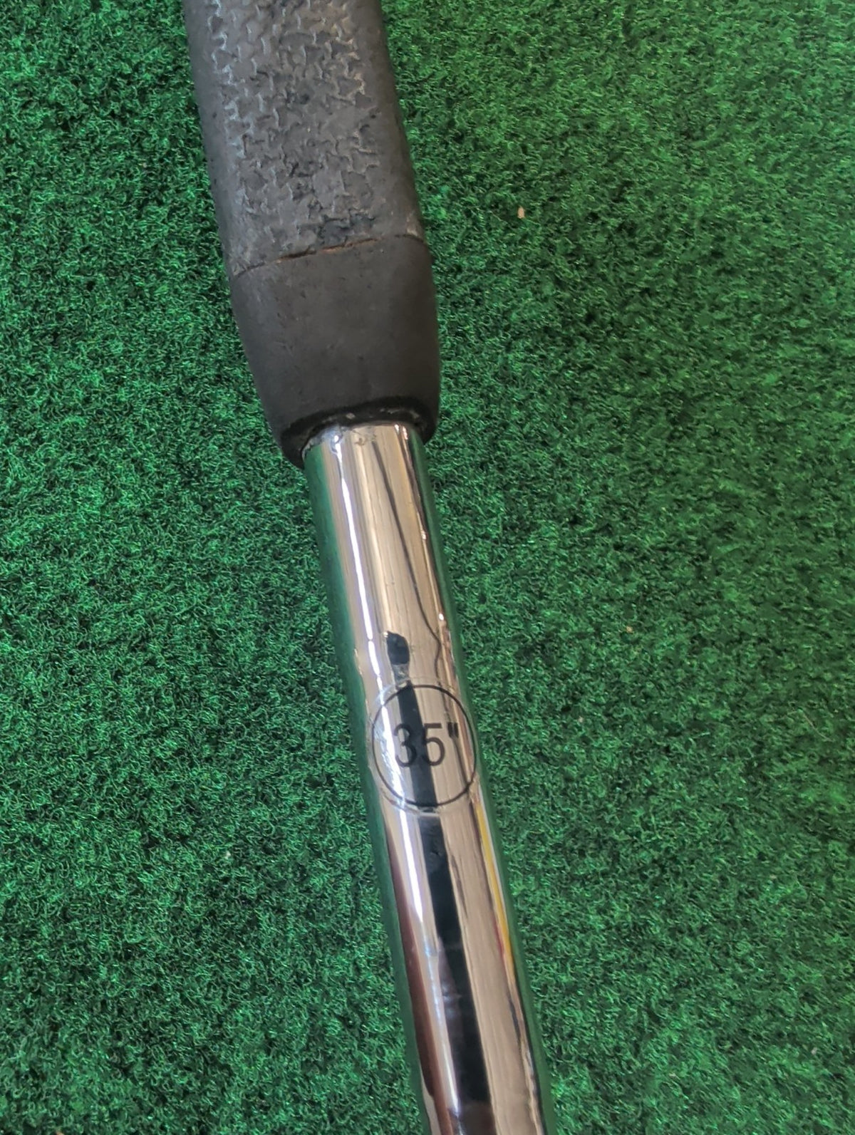 Tour Edge HP Series 05 Putter. 35 Inches 