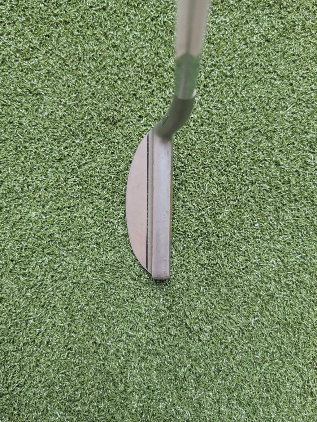 Adams Golf A7 64 Series 35 Inch Putter. Right Handed