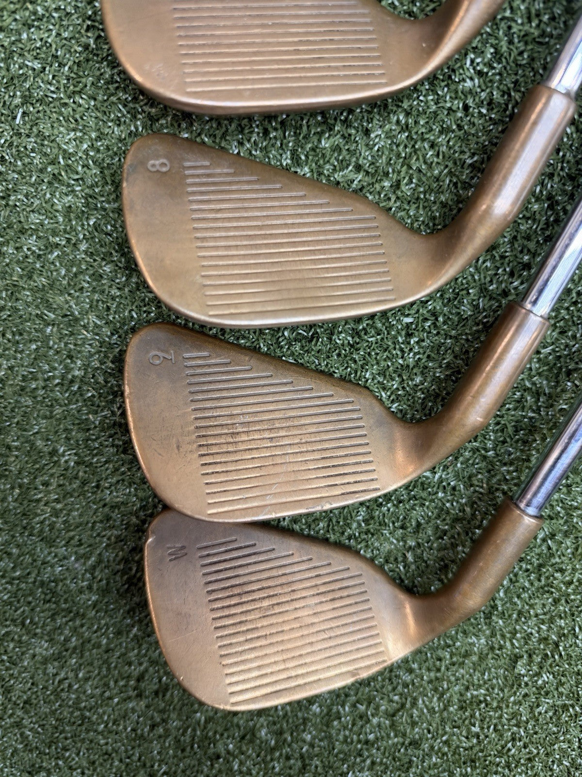 Ping Eye 2 Beryllium Copper Black Dot Iron Set (4-P) With Dynamic Gold X100U