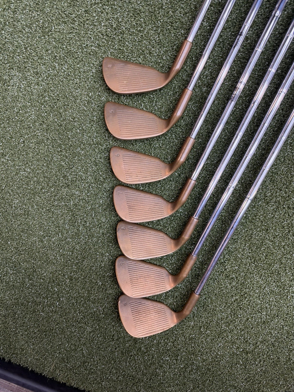 Ping Eye 2 Beryllium Copper Black Dot Iron Set (4-P) With Dynamic Gold X100U