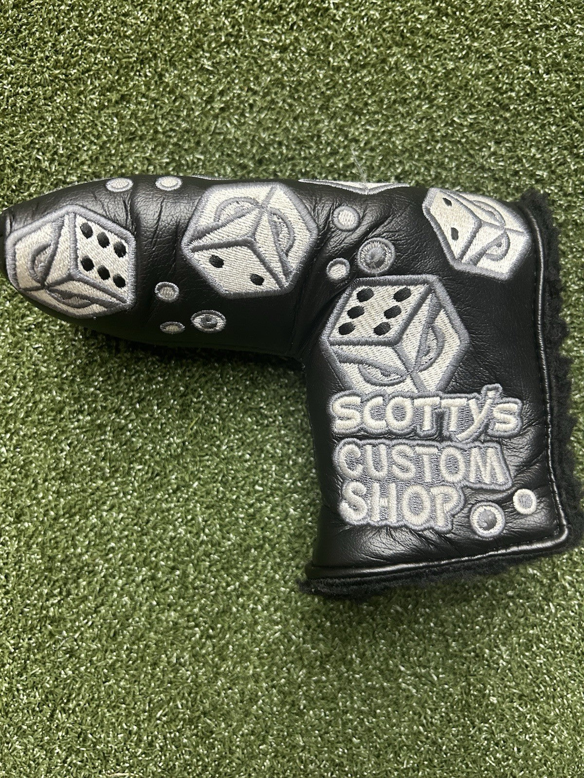 Scotty Cameron Red Hot Roller Custom Shop Headcover