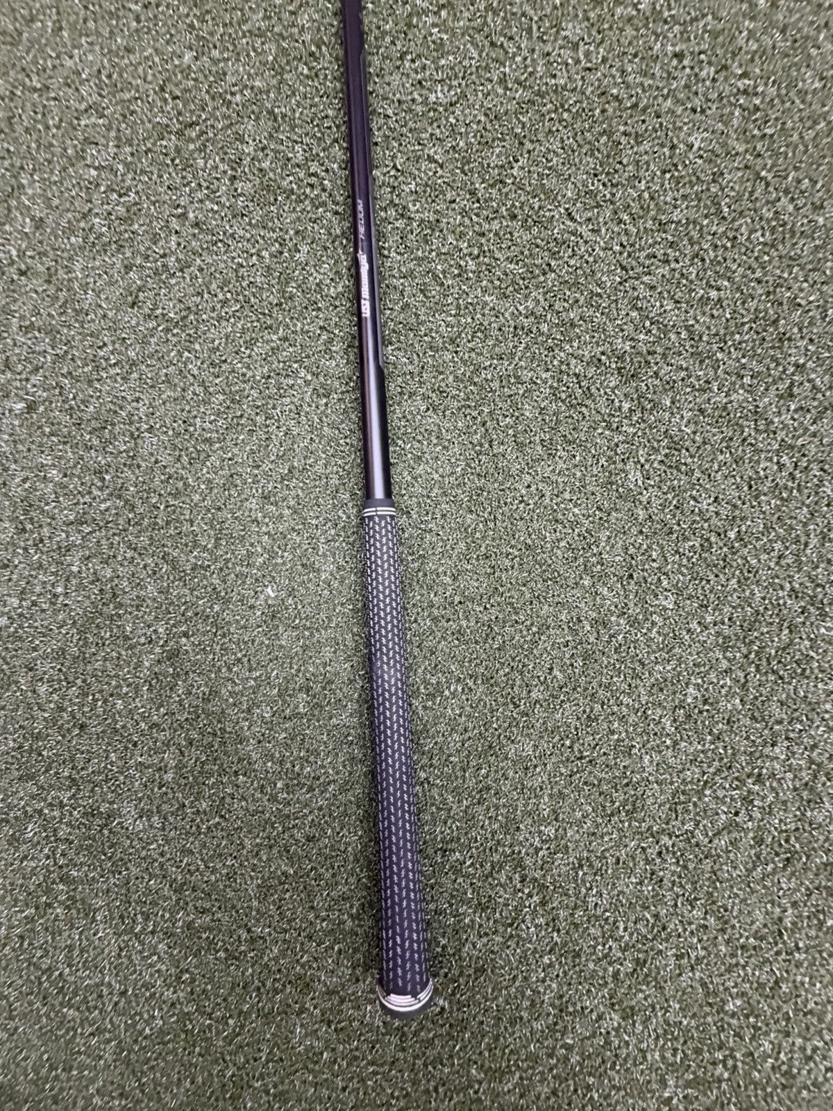 UST Mamiya Helium 5F3 Regular Flex Driver Shaft With Cobra Adapter